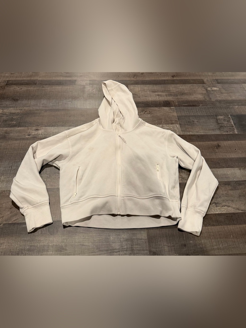 Girl’s zip up jacket